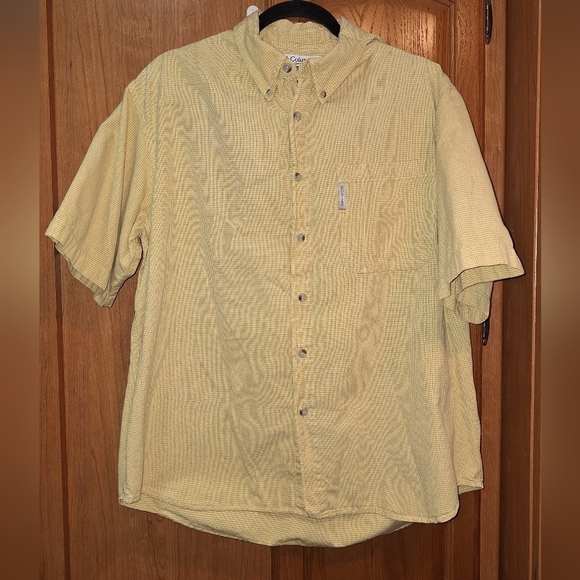 A Columbia men's short sleeve button-down shirt in a large. - Picture 1 of 6